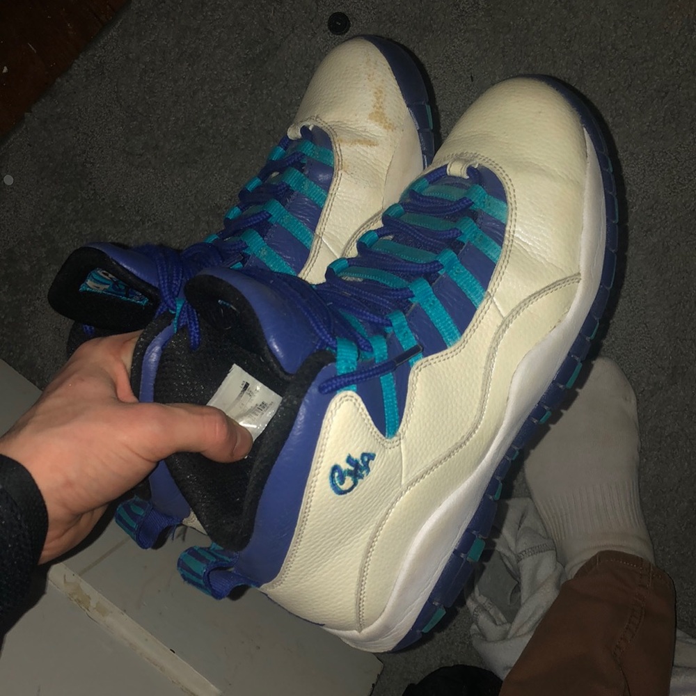 Jordan 12 Charlotte